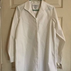 219).NWT white dress shirt